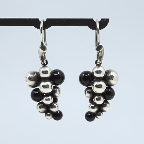 Georg Jensen; Pair of Moonlight Grapes earrings in sterling silver set with onyx Georg Jensen; Pair of Moonlight Grapes earrings in sterling silver set with onyx